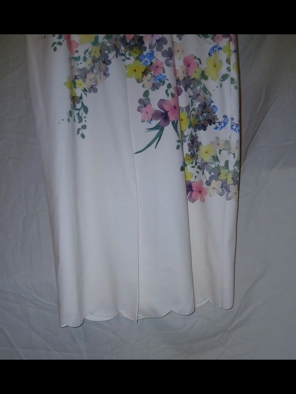 Ted Baker - Picture 4 of 10